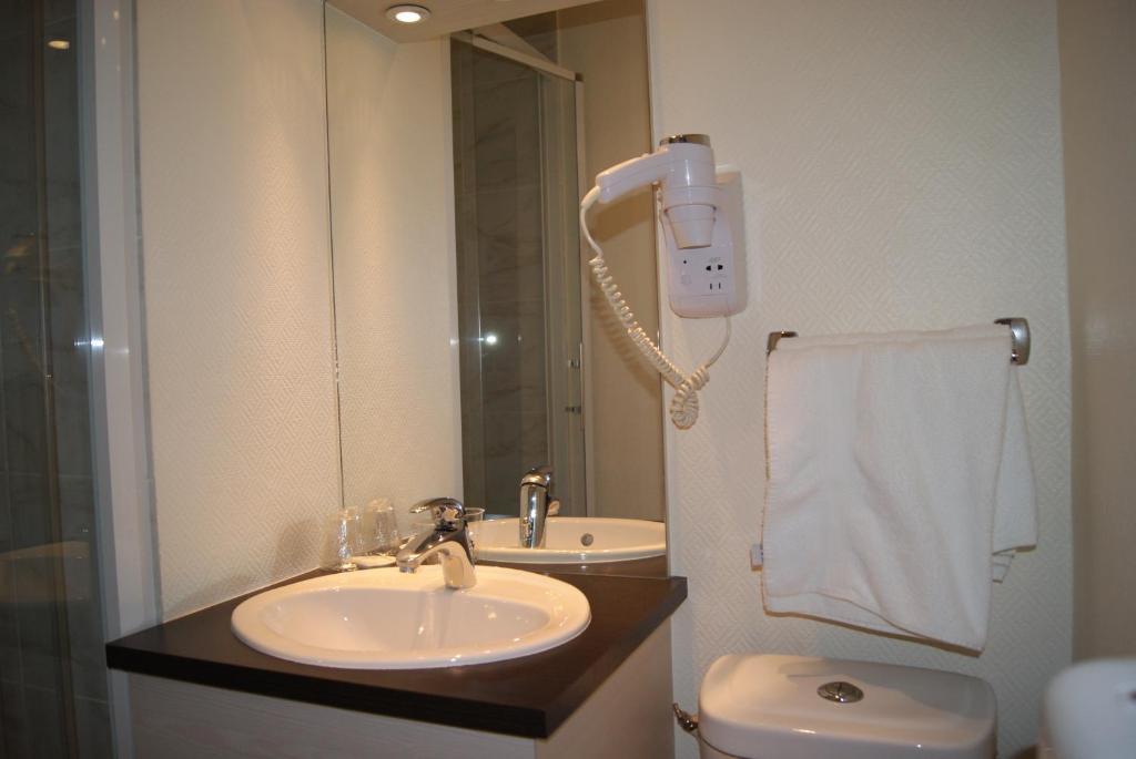 Hotel Courtonne Кан Стая снимка